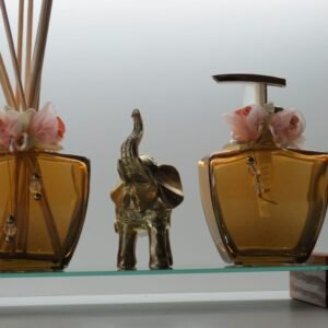 Kit lavabo Marrom. Frascos de vidro estrela + bandeja rustica espelhada + Enfeite Elefante